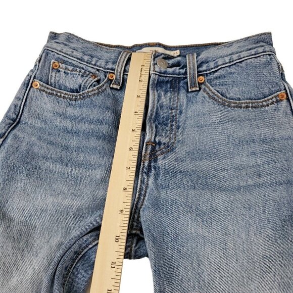 Levis Jeans Womens 24 Blue Wedgie High Rise Tapered Leg Button Fly Raw Hem Boho - Picture 8 of 9